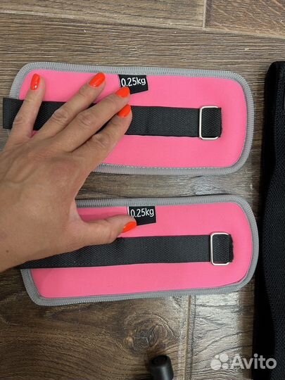 Спортивный инвентарь для растяжки, фитнеса