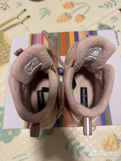 Демисезонные ботинки для девочки