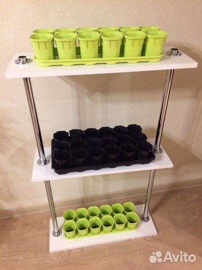 Полка для рассады, цветов на подоконник