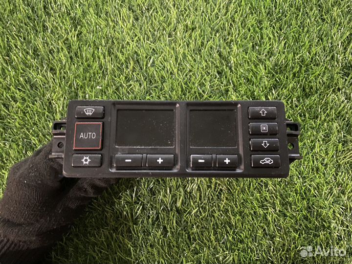 Переключатель отопителя (печки) Audi A4