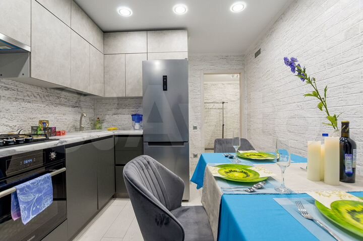 2-к. квартира, 80 м², 30/32 эт.