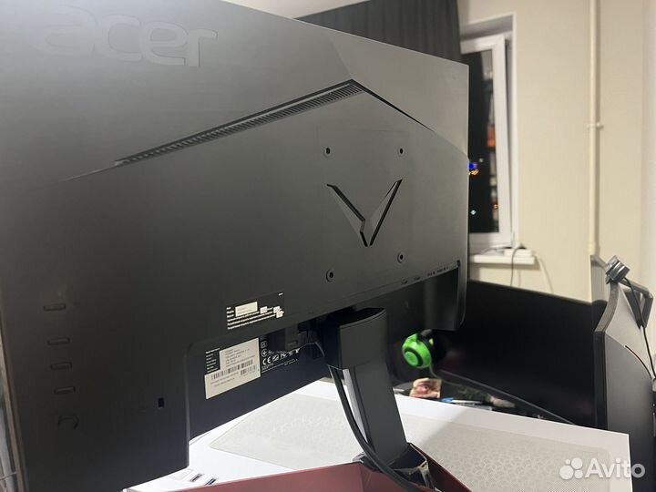 Монитор Acer VG 240Y