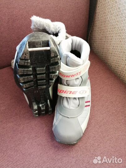 Лыжные ботинки 35 размер