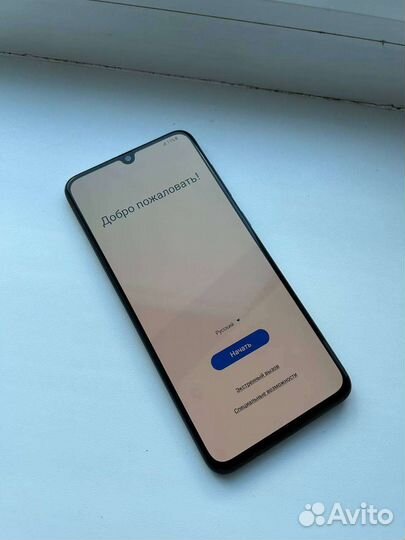 Телефон Samsung А70