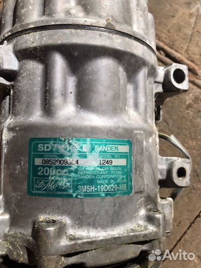 Компресор кондиционера Ford 2.0дизель