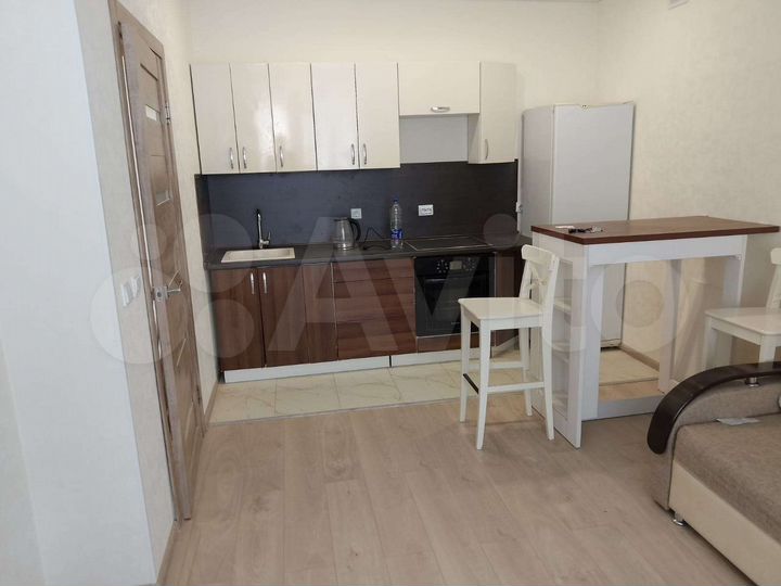 2-к. квартира, 40 м², 2/8 эт.
