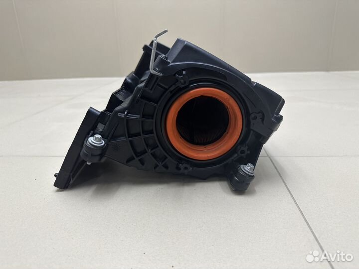 Корпус воздушного фильтра Mercedes C-Class W203