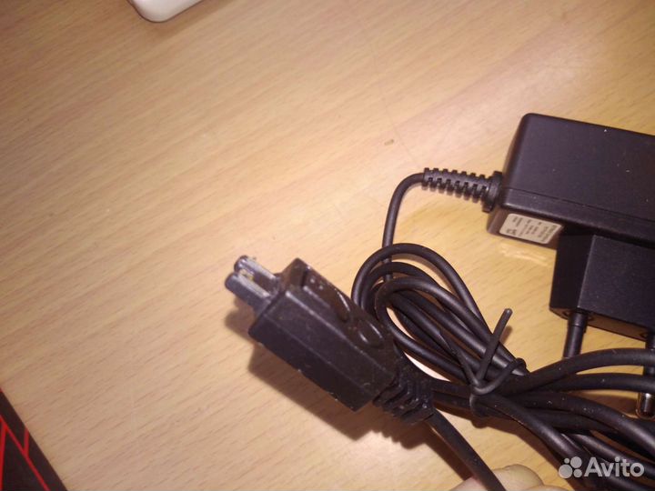 Зарядка для телефона