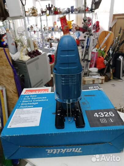 Лобзик Makita 4326