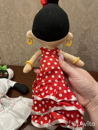 Куклы из Испании и Доминиканы сувенирные
