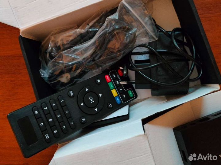 Smart TV приставка x96