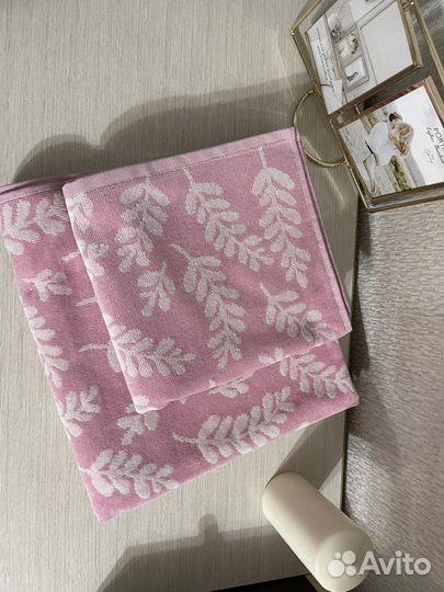 Махровые полотенца комплект