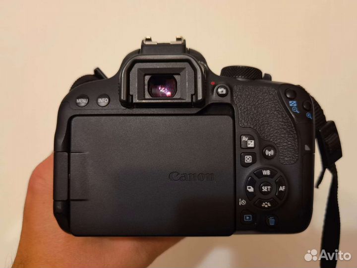 Canon 800d Kit 12300 кадров