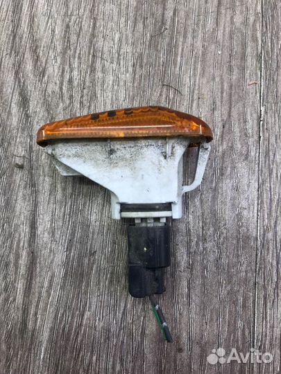 Повторитель поворота передний правый Honda Jazz