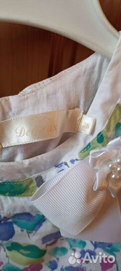 Очаровательное платье для девочки 122-128 Deloras