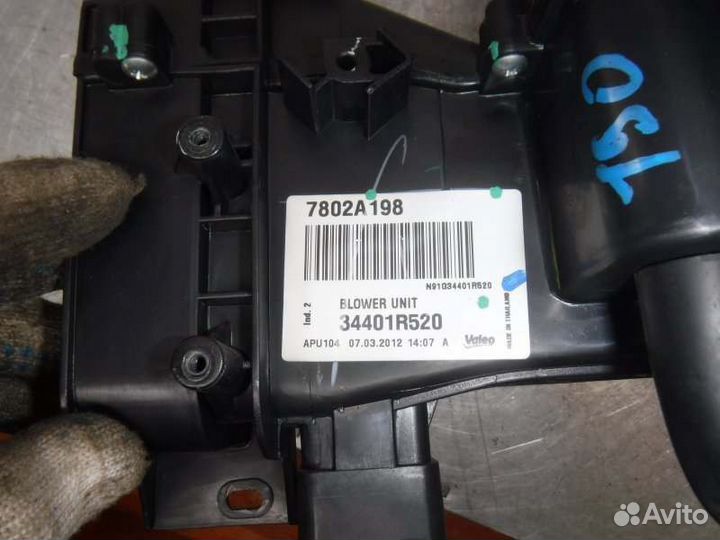 Корпус отопителя Mitsubishi Pajero Sport 2 4D56