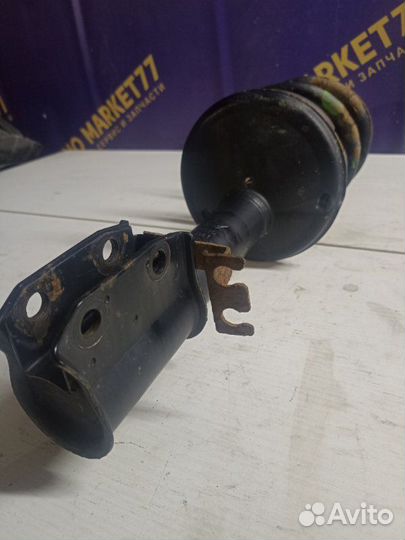 Стойка подвески передняя левая Renault Logan 1 LS