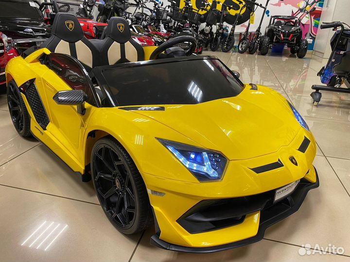 Электромобиль Lamborghini Aventador SVJ Yellow Car