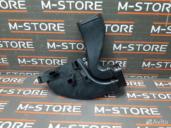 Воздуховод печки передний правый Audi A8 4E/D3 BVJ