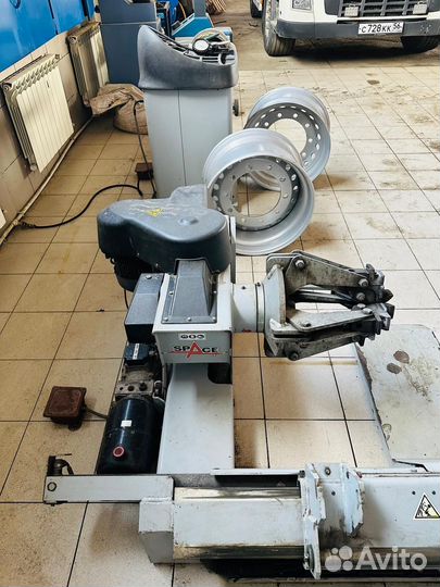 Грузовой шиномонтаж