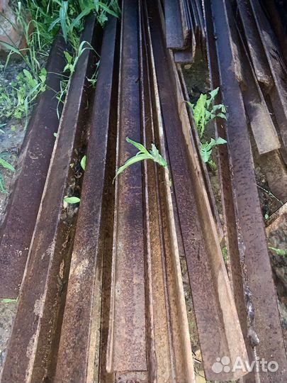 Уголок металлический