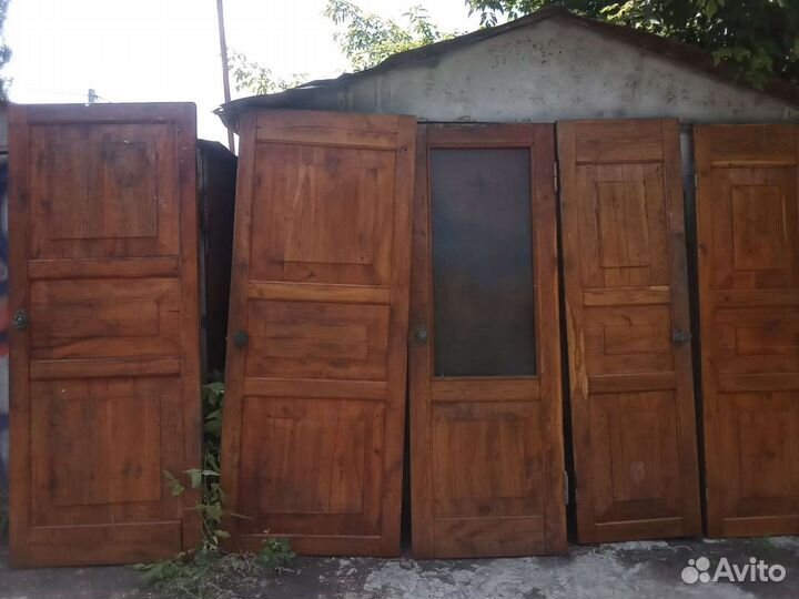 Продам дубовые двери в хорошем состоянии 5 шт