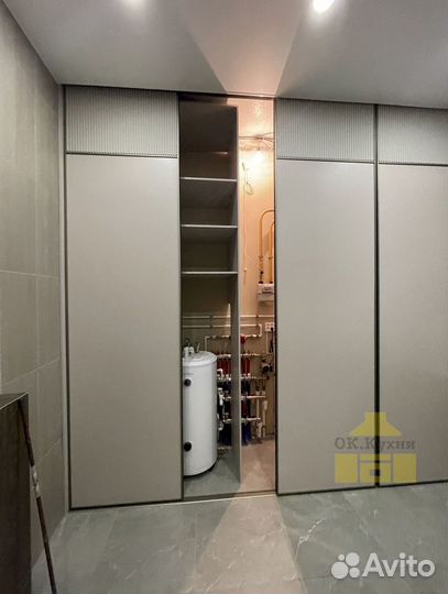 Шкаф купе распашной на заказ