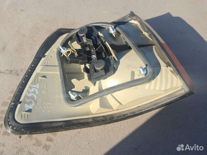 Опель омега в рестайлинг задний правый фонарь