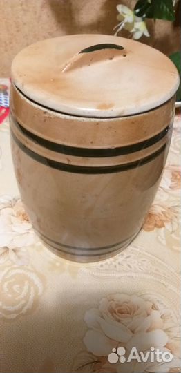 Ёмкость из керамики для круп