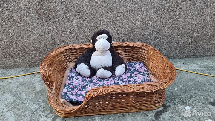 Лежанка плетёная для собаки / кошки