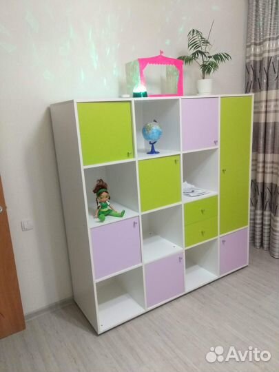 Шкаф для игрушек и книг