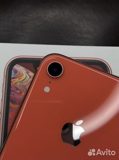iPhone Xr, 64 ГБ