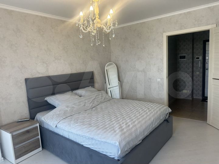 1-к. квартира, 42 м², 11/16 эт.