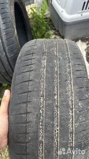 Michelin Pilot Sport 3 245/45 R19 и 275/40 R19 102Y