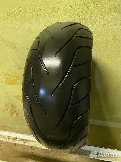 240/40 R18 Michelin Commander II (197)