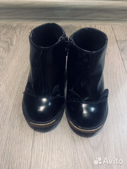 Ботинки Zara для девочки 22 демисезонные