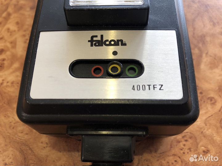 Фотовспышка Falcon