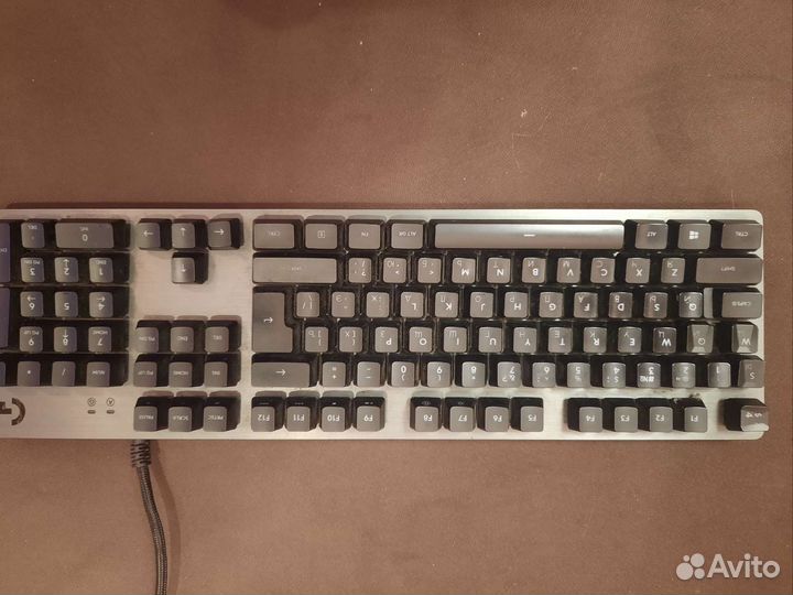 Механическая клавиатура logitech