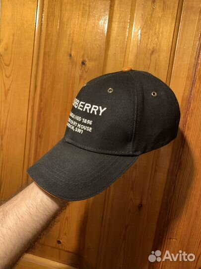 Бейсболка Burberry