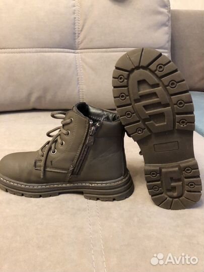 Ботинки демисезонные 32р
