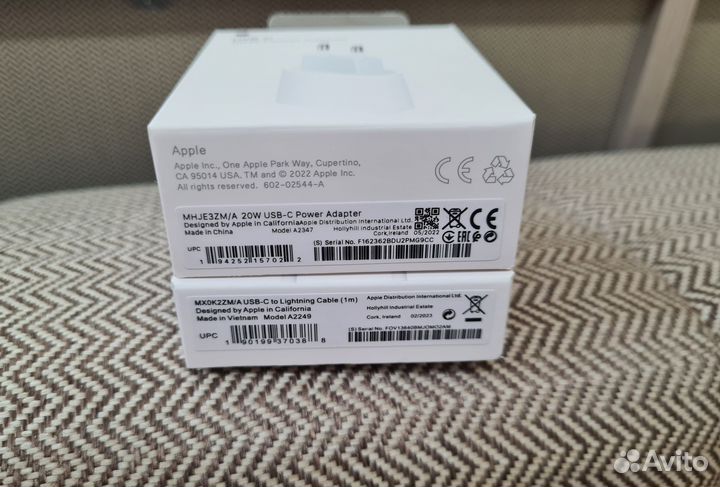 Зарядка на iPhone 20w