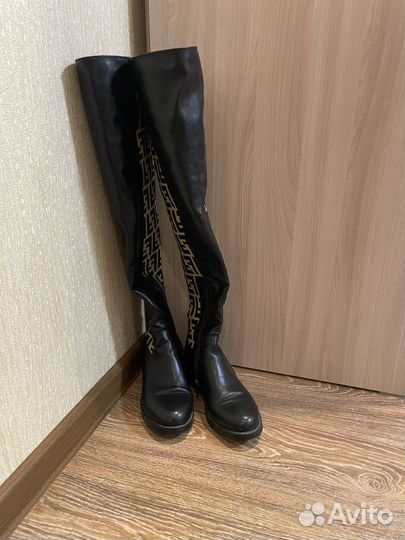 Сапоги fendi