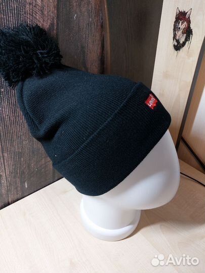 Шапка чёрная Levi's