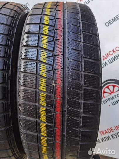 Bridgestone Blizzak Revo GZ 215/60 R16 95S