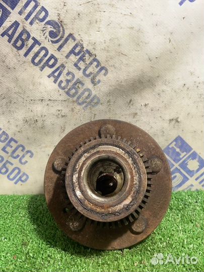 Ступица задняя правая Hyundai Santa Fe кроссовер