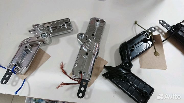 Складной механизм рамы. Детской коляски. Новый