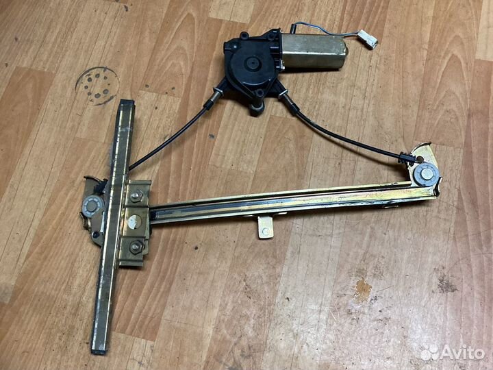 Стеклоподъемник передний правый 2114