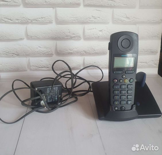 Радиотелефон Siemens Gigaset 3010