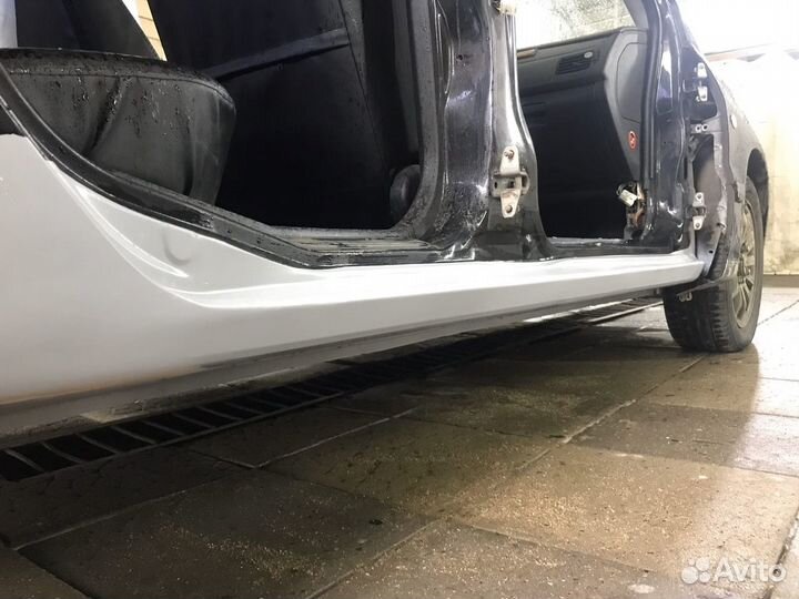 Mitsubishi Lancer 9 порог + усилитель правый