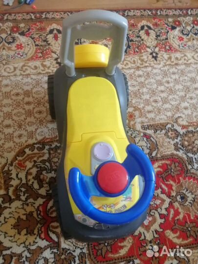 Каталка-автомобиль